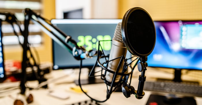 5 Tips for Combining Your Digital and Radio Advertisements
